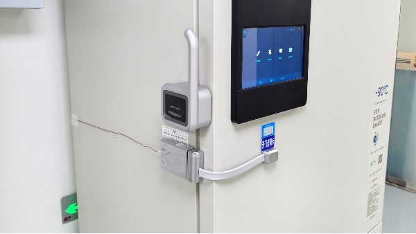 在傳統(tǒng)生物保存使用場景下生物冰箱智能鎖遠(yuǎn)程管理給生物保存帶來了哪些安全優(yōu)勢?25.8.1