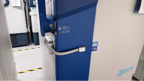 在你不在現(xiàn)場(chǎng)的情況下是否擔(dān)心實(shí)驗(yàn)人員擅自拿取樣本?25.2.13